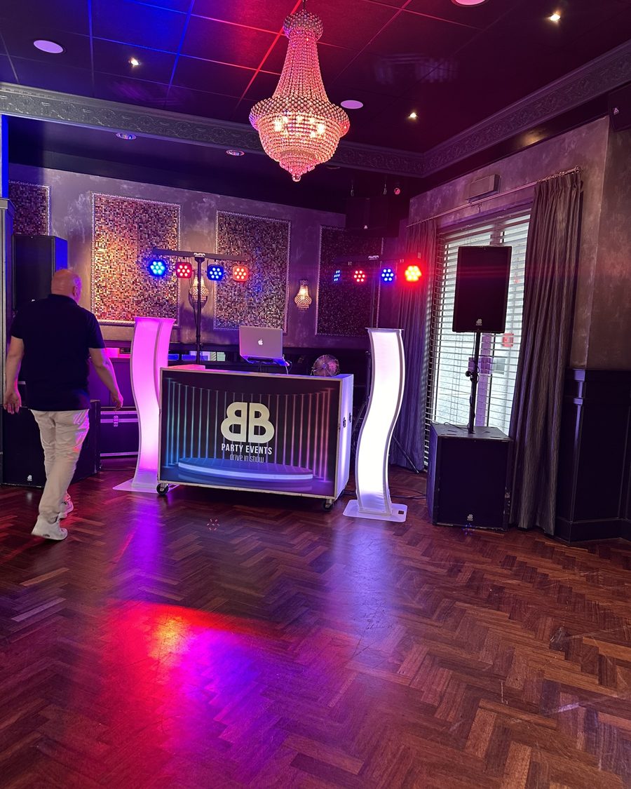 BB Party Events DJ-booth